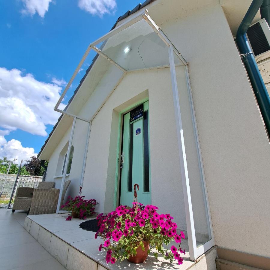Santorini Apartamento Sremska Mitrovica Exterior foto